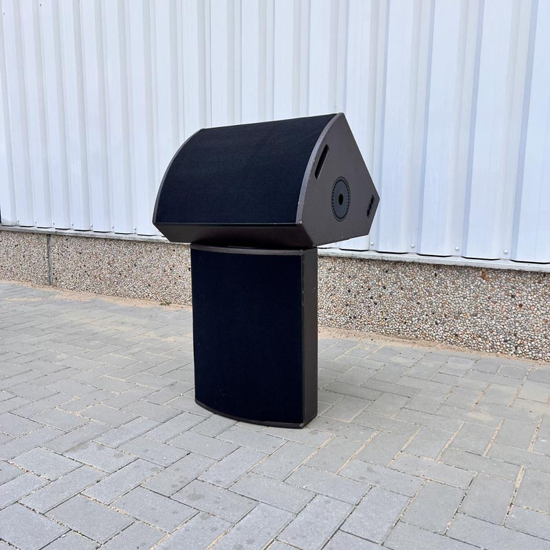 L-Acoustics 115XT (2)