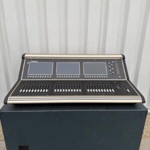 DiGiCo S31+ + D-Rack 32/8 + DMI-MADI